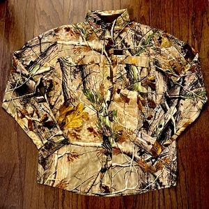 Under Armour REALTREE Camo Hunting Performance Long Sleeve Button Down